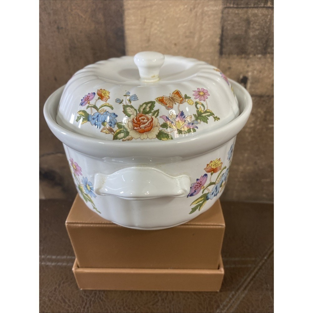 Vintage Aynsley Cottage Garden HyStyle 5" Lidded ramekin Dish - 0.5 Qt - Picture 6 of 12
